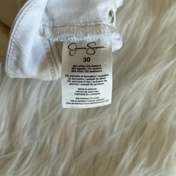 Jessica Simpson white jean shorts size 30 denim - Picture 7 of 7